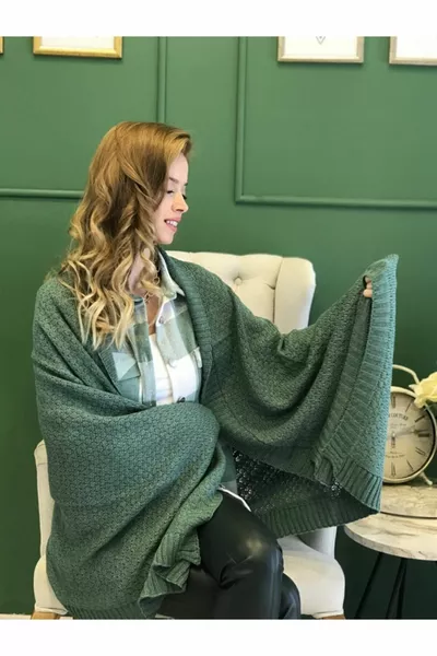 Châle d’épaule en tricot vert