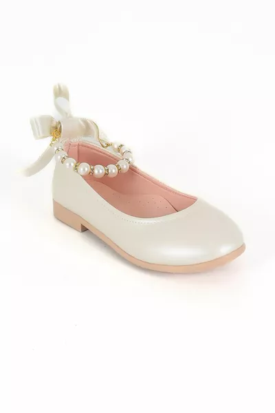 شقق الباليه اللؤلؤية للفتيات