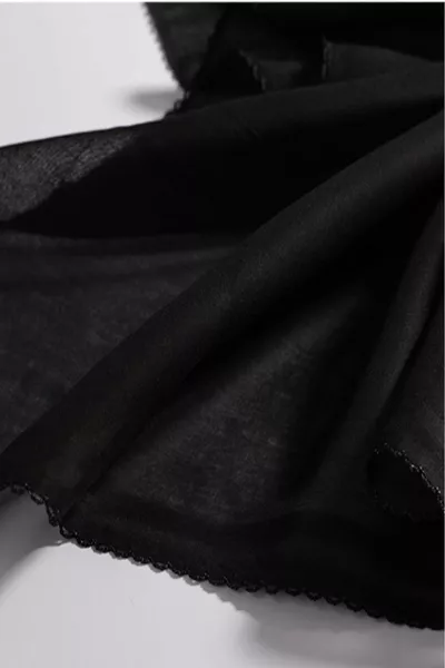  *  الحجاب الداخلي أسود