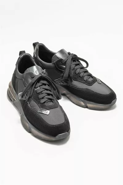 Черные кожаные мужские кроссовки