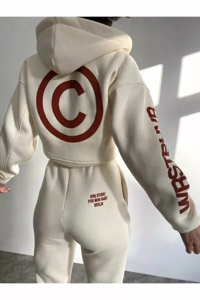 Женский спортивный костюм с принтом и застежкой-молнией кремового цвета