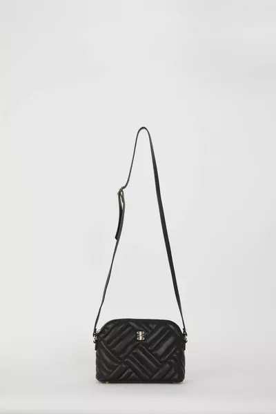 حقيبة كتف نسائية سوداء 