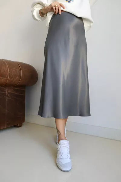 دخان رمادي الجانب مخفي سستة تنورة الساتان المطاطية