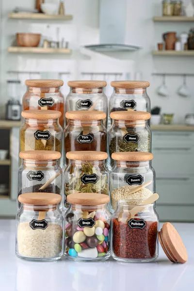 Luxuriöses Gewürzset mit Etikett, Bambusdeckel und Löffel, ml