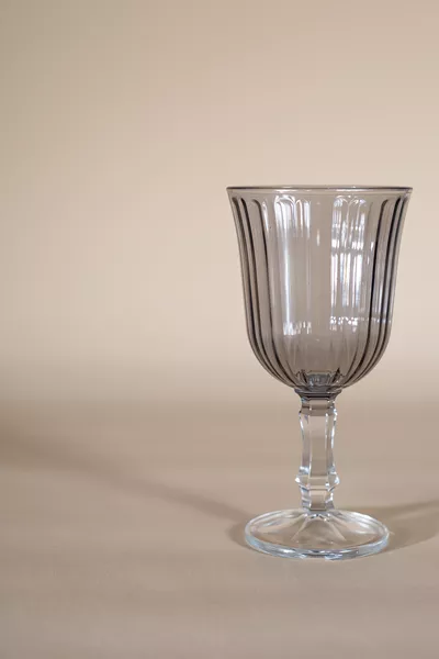 Set di 4 Eleganti Bicchieri d'Acqua Fumè