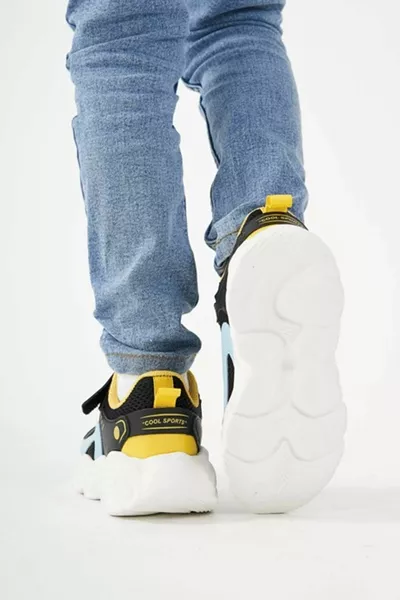 كول كلفن أحذية رياضية للأطفال العظام أسود