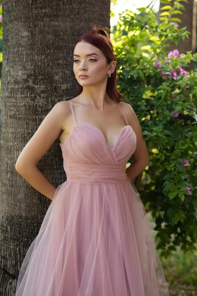 Cara Tule Poeder Verlovingsjurk