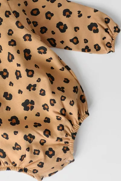 Памучен гащеризон и лента за глава Baby Girl Leopard Print (КАРАМЕЛ)