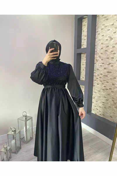 Вечерни рокли с детайли от мъниста