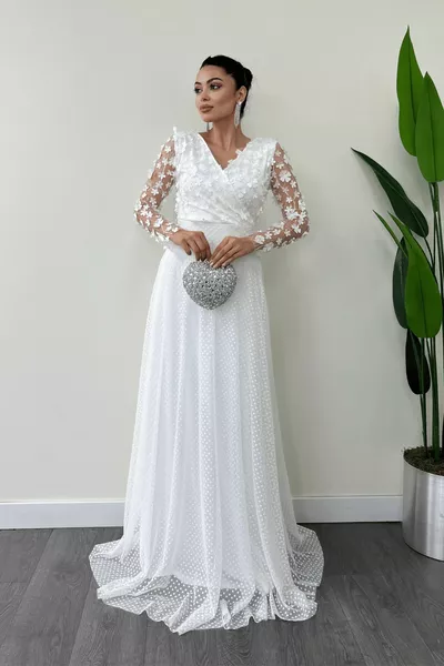 فستان ثلاثي الأبعاد بنقشة زهور - أبيض