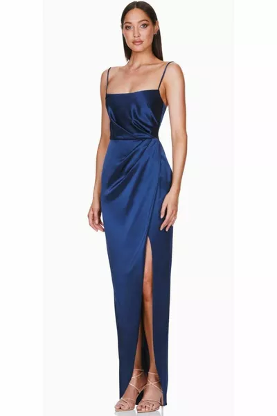 Вечернее платье из ацетатного атласа без бретелек на бретелях