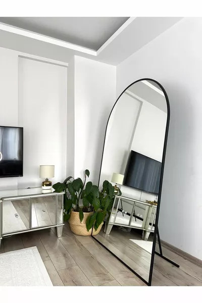 Oval Floor Mirror with Black Metal Frame  cm