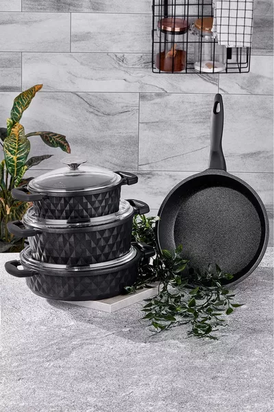 Bella Cast Iron -Piece Cookware Set