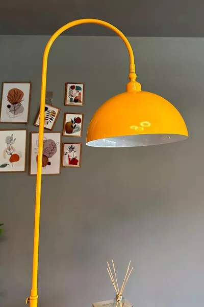 Жёлтый торшер с подвижным абажуром, современный декоративный металлический напольный светильник для гостиной и рабочего кабинета