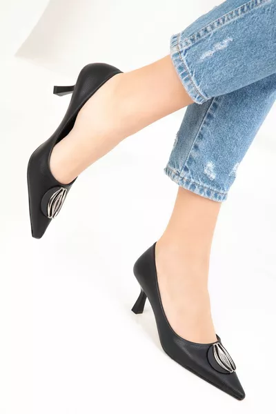 Zwarte klassieke hakken voor dames 