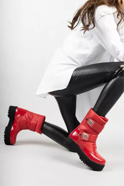 ميا الأحمر براءات الاختراع الجلود أحذية الثلج