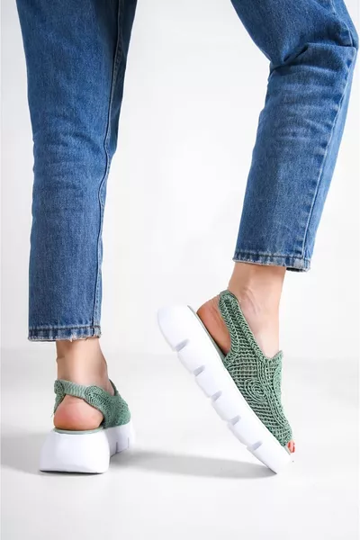 EFN. VÊTEMENTS Sandales tressées Lemar Green