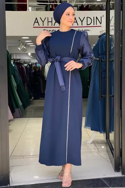 Organzakleid mit Steinstreifen und detaillierten Ärmeln Marineblau