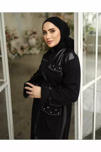 Cappellino da donna in pelle nera - 