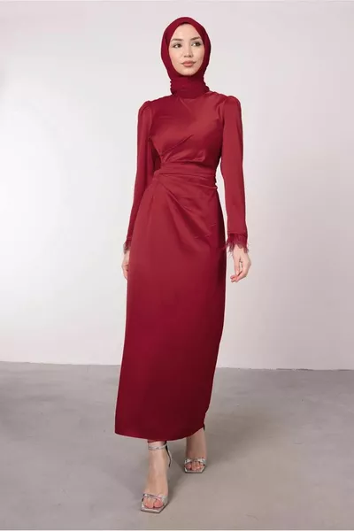 المرأة بورجوندي الأصفاد ريشة مفصلة مساء اللباس T 