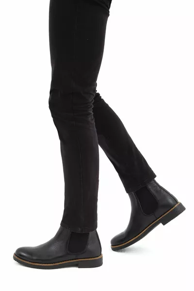 جلد طبيعي   أحذية Erk /