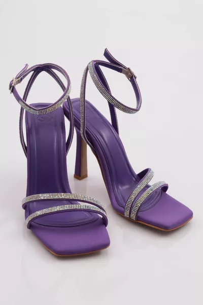  Silberne steinerne Sandalen mit Knöchelabsatz für Damen