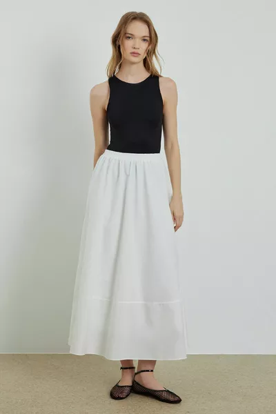 WHITE LINED SKIRT WITH ELASTICATED WAIST