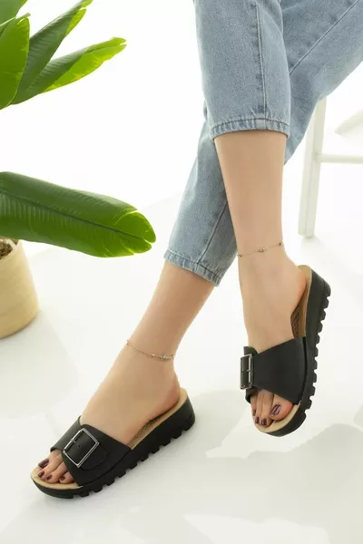 Pantofole con tacco imbottito da donna Pantofole casual nere Pantofole casual leggere alla moda per giovani mamme