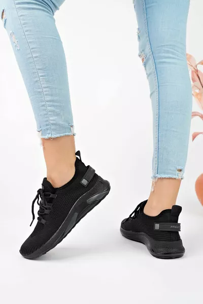 Черни унисекс трикотажни маратонки Удобни дишащи маратонки без мирис 