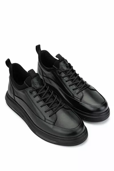 جلد طبيعي للرجال حذاء رياضي وأحذية رياضية Analin باللون الأسود