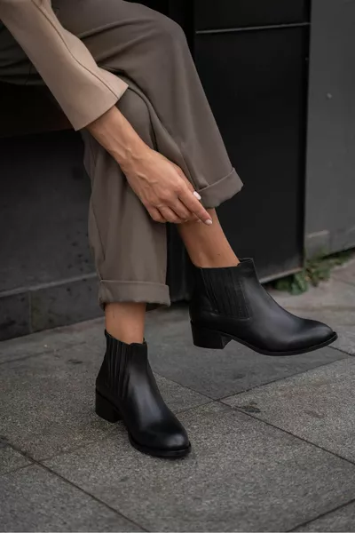 Loris Siyah Hakiki Deri Bot