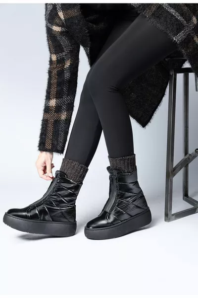  Waterproof Anti Slip Sole Black Women Snow Boots