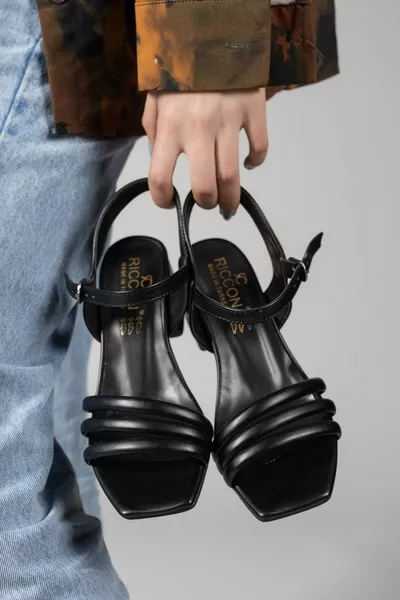 Black Women's Heeled Sandals 