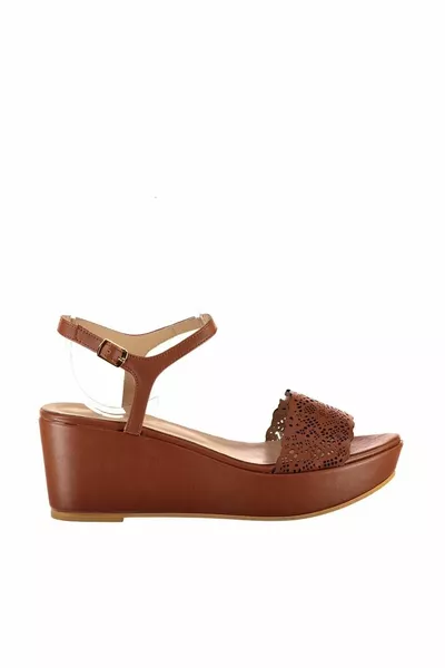 جلد طبيعي تان المرأة أحذية كعب مبطن 