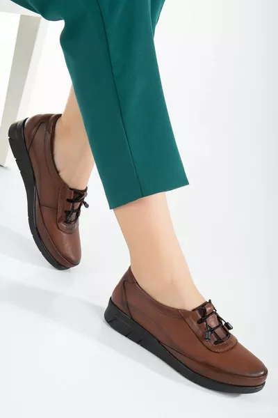 2 المرأة من الداخل إلى الخارج جلد طبيعي العظام مرنة مرونة الدانتيل متابعة أحذية أمي