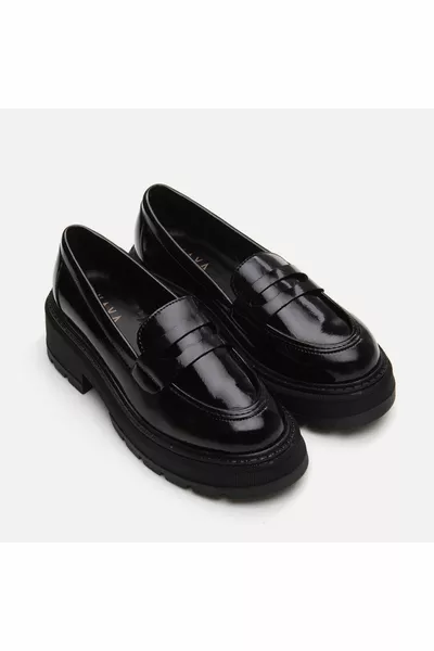 Black Pedestrian Female Loafer