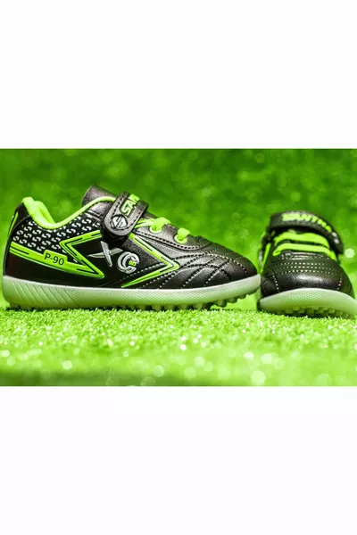 أحذية كرة القدم Astroturf للأطفال متعددة الملاعب واليومية