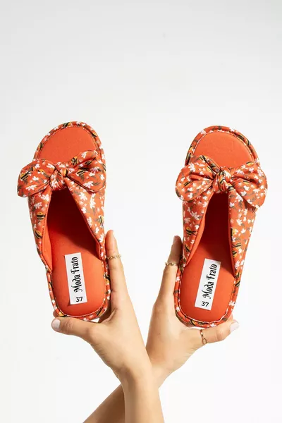 صندل نسائي FREZYA للداخل والخارج وحوض السباحة والشاطئ