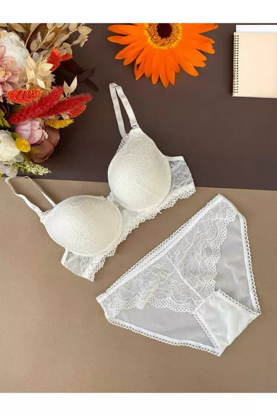 طقم صدرية نسائية مبطنة (مدعمة) مع حمالات وسلك ودانتيل