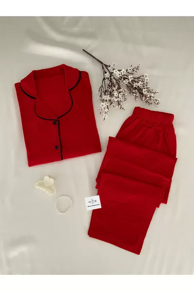 All Age Groups Rouge Red Jersey 2-Piece Pajama Set No Additional Features Long Lounge/Home Shirt