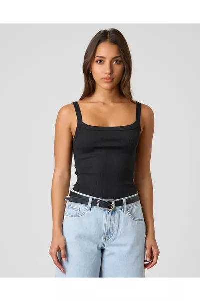 NOVELLE Тънка потник с тънки презрамки и рипс