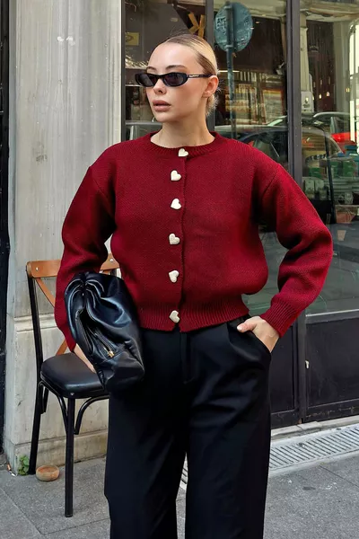 كارديغان نسائي صوفي عنابي بزر على شكل قلب من Heart Gold