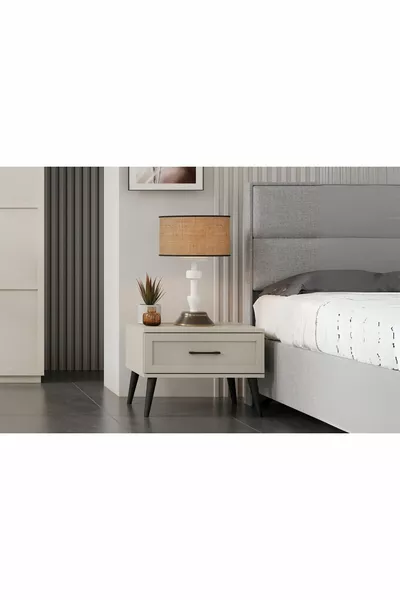 Пита бежова нощно шкафче