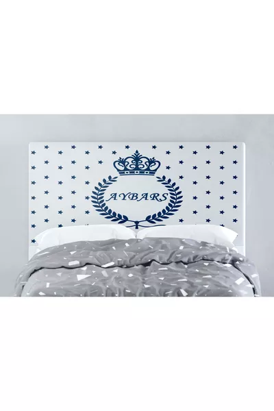 غطاء وسادة لرأس الملك بأسمه