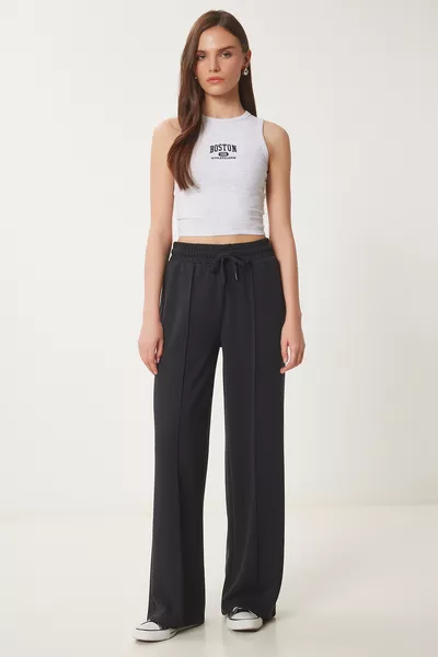 بنطال رياضي واسع الأرجل من المودال باللون الأسود 