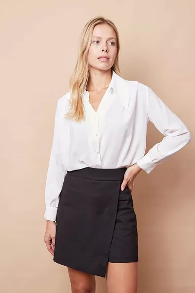 شورت تنورة نسائي من القطن خفيف مع لمسة ليكرا، قماش سميك، خصر عالي، طول متوسط - أسود