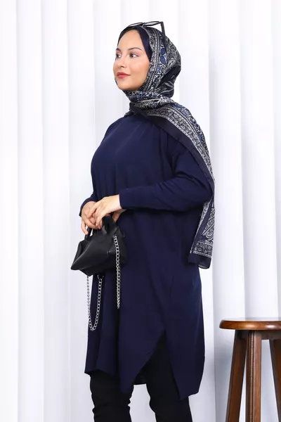 Navy Blue Crew Neck Mercerized Loose Knit Tunic