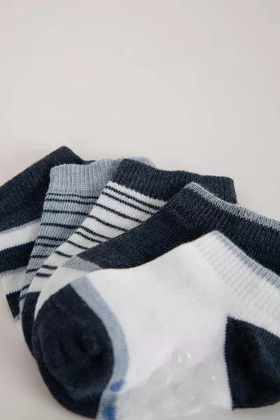 جوارب قطنية غير ملحومة من 5 عبوات من بيبي بوي ns