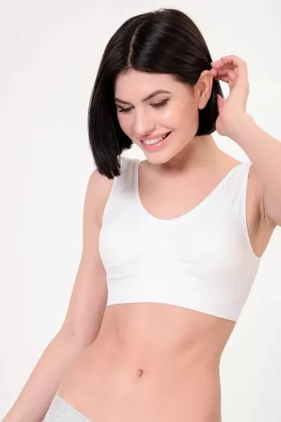 حمالة صدر بانكس بسلك عريض وحمالات سميكة مع حشوة تمنع الترهل باللون الأبيض