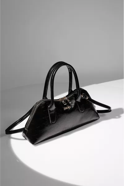 حقيبة يد وكتف نسائية سوداء